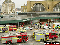Záchranky před King's Cross Station