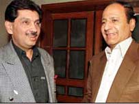 فیصل صالح اور شجاعت حسین