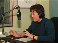 华英电话采访昂山素季