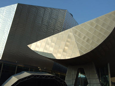 Reflective architecture