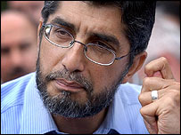 Generální tajemník Rady Iqbal Sacranie 