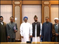 हुर्रियत नेता प्रधानमंत्री मनमोहन सिंह के साथ