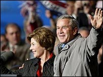 Bush e sua mulher, Laura