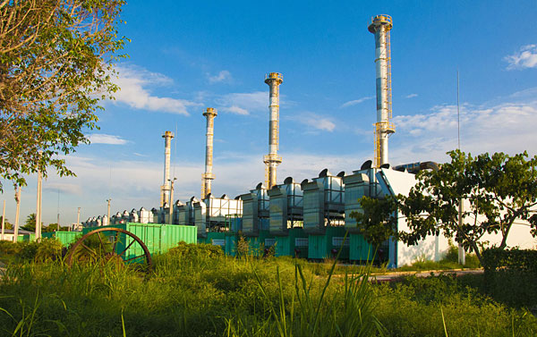 Central eléctrica (Foto: Raquel Pérez)