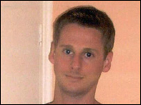 Acioli Pariz Junior, em foto divulgada pela Scotland Yard