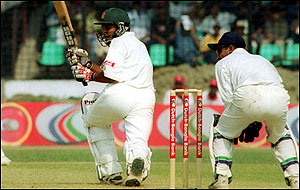 حبیب نےاپنے پہلے ٹیسٹ میں نصف سینچری بنائی تھی
