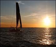 Sir Robin crosses the finish line (OnEdition)