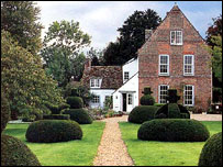 Hemingford Grey Manor, courtesy Diana Boston