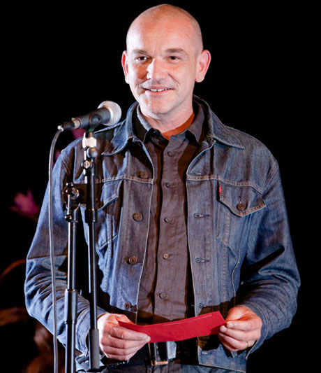 Welsh Artist of the Year Paul Emmanuel collecting his prize