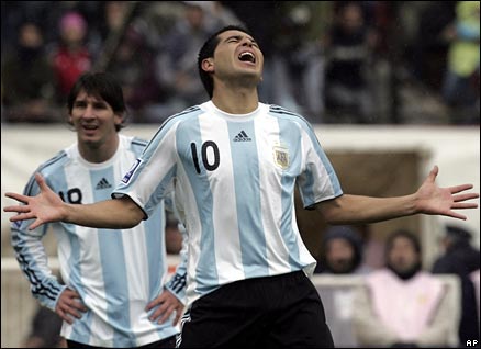 riquelme438.jpg