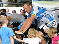 Armstrong và đám con