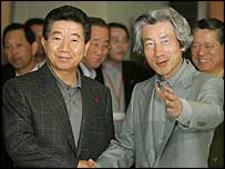 Ro Mu-Hjon a Džuničiró Koizumi