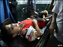 Menino ferido em ataque contra Hamas