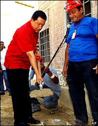 O presidente da Venezuela, Hugo Chávez, no lançamento de projeto social