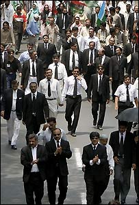 پاکستان وکلاء فائل فوٹو