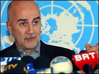 Kofi Annan'ın Kıbrıs özel temsilcisi Alvaro De Soto