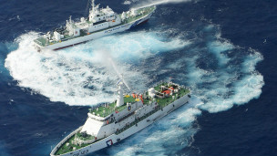 Tàu Nhật Bản và Đài Loan đấu vòi rồng xung quanh đảo tranh chấp