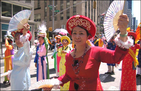 Múa quạt tại New York