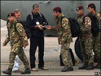 AB gözlemcilerinin Tiflis'e varışı (23 Eylül 2008)