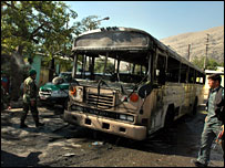 انفجار سرويس (اتوبوس) حامل کارمندان وزارت دفاع افغانستان