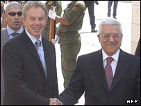 محمود عباس و تونی بلر