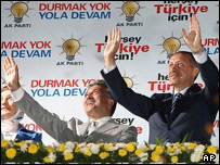 اردوغان (راست) و گل