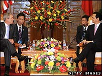 Tổng thống Bush và thủ tướng Nguyễn Tấn Dũng