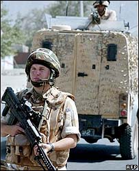 سرباز ناتو در افغانستان