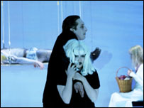 'A vida na praça Roosevelt'