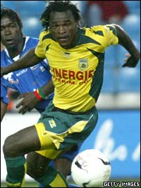 دنیس اولیچ بازیکن کنیا