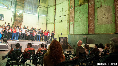 Ópera de la Calle en el cine Arenal