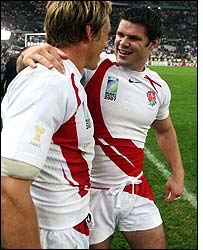 Jonny Wilkinson and Dan Hipkiss in France.