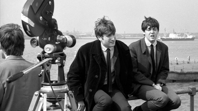 John Lennon và Paul McCartney.