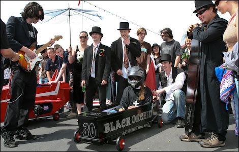 Black Orchid at Start Line