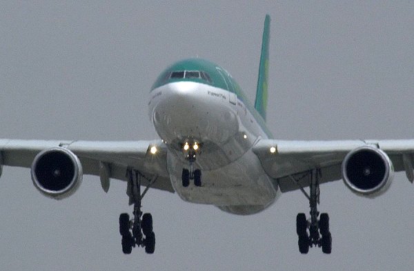 Aer_Lingus_A330.jpg