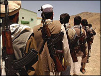 قرار است در جريان برنامه خلع سلاح که از اکتبر گذشته آغاز شده است، صد هزار فرد مسلح افغان، خلع سلاح شوند