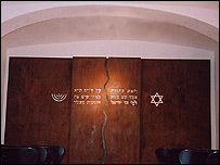 مجسمه ای از بهروز حشمت