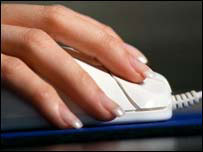 مائیکروسافٹ ہر ماہ نئے نقص کا اعلان کرتی ہے