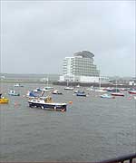 Gwesty Dewi Sant yn y Bae