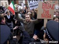 Protesters at the Israeli Embassy 