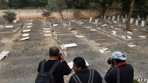 احمدی کے قبرستان کی بے حرمتی