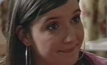 Kelly agrees to swap dresses