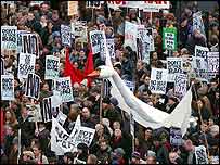 इराक़ युद्ध के ख़िलाफ़ प्रदर्शन