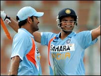  رائنا اور دھونی 