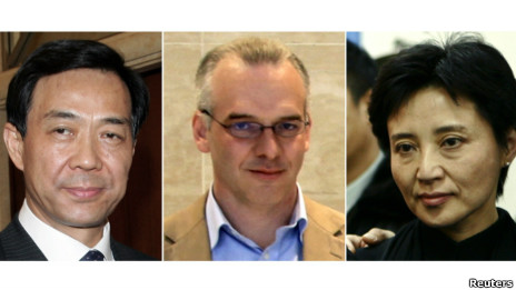 Vợ chồng ông Bạc Hy Lai và doanh nhân Neil Haywood (ở giữa)