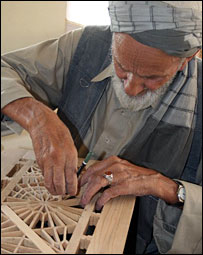 ساخت در و پنجره به سبک قديم