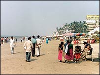 Praia de Juhu no mar Arábico