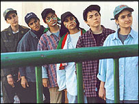 آفسايد - عکسها از سايت آفسايد فيلم