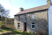 Cynhawdref, man geni Ieuan Fardd neu Ieuan Brydydd Hir.