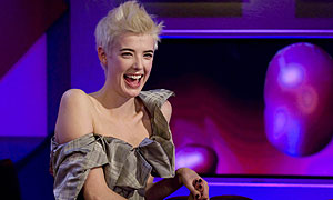 Agyness Deyn on Friday Night With Jonathan Ross 